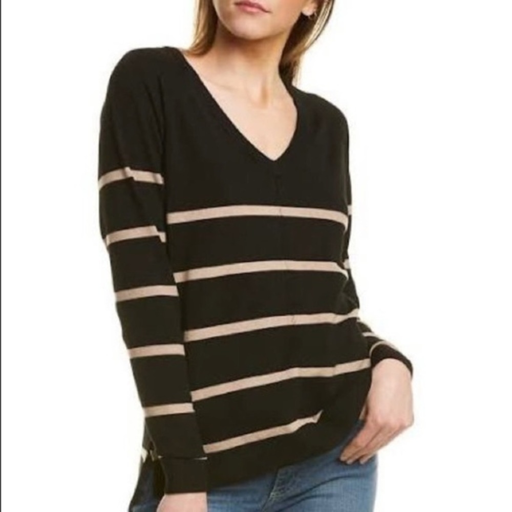 Bobeau V-Neck Black/Tan Stripe‎ Sweater M